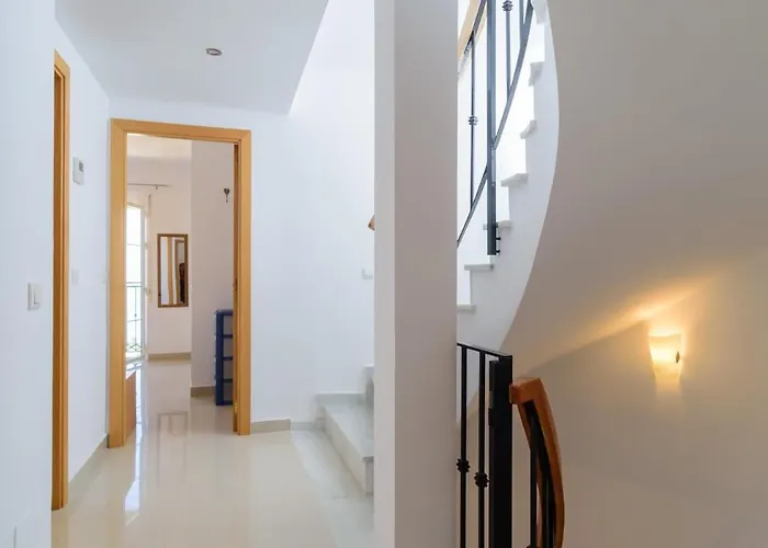 Casa Bella Vista نيرخا