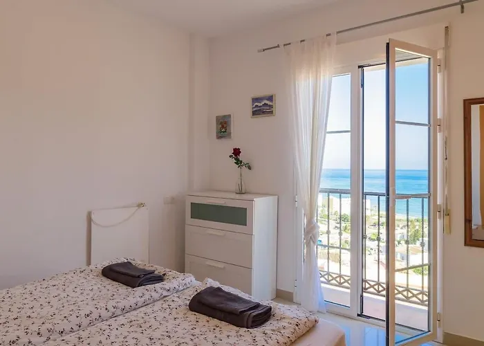 Casa Bella Vista بيت للعطل نيرخا