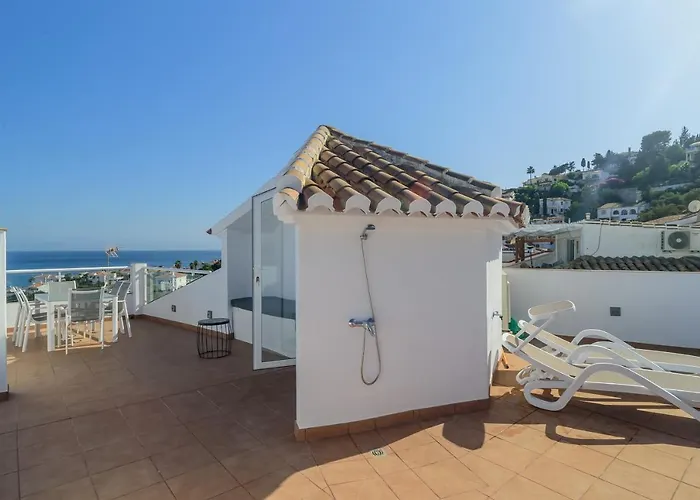 بيت للعطل Casa Bella Vista نيرخا
